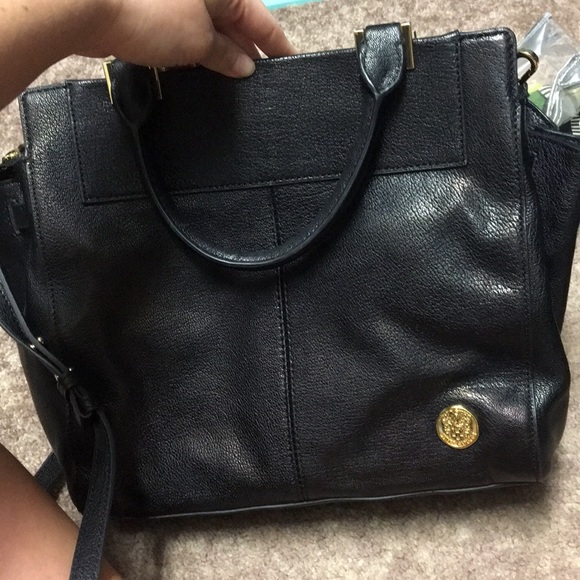Vince Camuto hand bag with removable straps - Picture 4 of 5